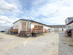 Prodej výrobních prostor, Tavíkovice, 2425 m2