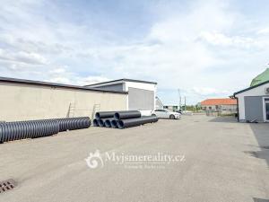 Prodej výrobních prostor, Tavíkovice, 2425 m2