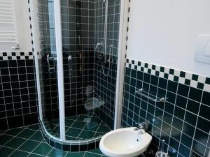 Pronájem bytu 2+1, Praha - Malá Strana, Vlašská, 69 m2