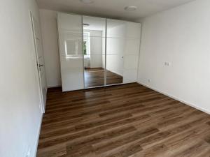 Pronájem bytu 2+kk, Praha - Vršovice, Amurská, 37 m2