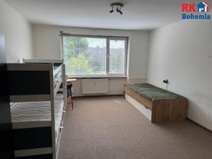 Pronájem bytu 3+1, Dobrovice, Družstevní, 85 m2