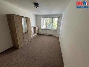 Pronájem bytu 3+1, Dobrovice, Družstevní, 85 m2