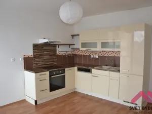 Pronájem bytu 2+kk, Praha - Kbely, Pod Nouzovem, 41 m2