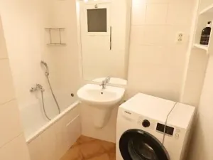 Pronájem bytu 1+kk, Praha - Staré Město, Konviktská, 28 m2