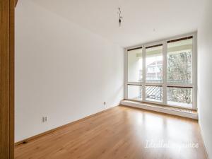 Pronájem bytu 2+kk, Praha - Prosek, Kytlická, 60 m2