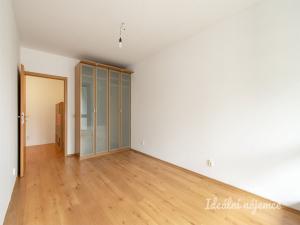 Pronájem bytu 2+kk, Praha - Prosek, Kytlická, 60 m2