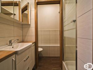 Pronájem bytu 2+kk, Pardubice, nábřeží Závodu míru, 40 m2