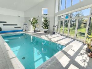 Prodej vily, Martiněves, 938 m2