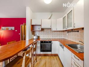 Prodej bytu 2+kk, Praha - Libeň, V zahradách, 57 m2