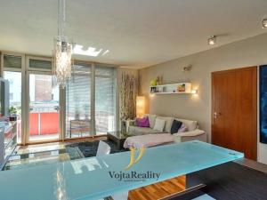 Pronájem bytu 2+kk, Olomouc - Řepčín, gen. Píky, 62 m2