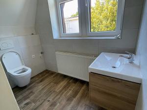 Pronájem rodinného domu, Unhošť, Unhošťská, 190 m2