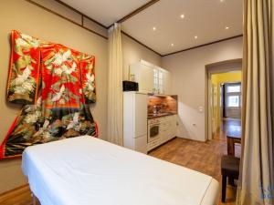 Pronájem komerční nemovitosti, Praha - Karlín, Březinova, 76 m2