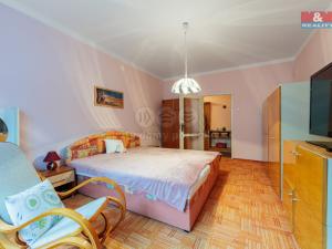 Prodej bytu 2+1, Ostrov, S. K. Neumanna, 66 m2