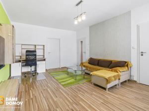 Pronájem bytu 3+1, Zlín, Moravská, 74 m2