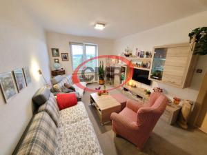 Prodej bytu 2+1, Praha, Skloněná, 52 m2