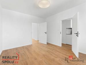 Pronájem bytu 3+1, Hradec Králové - Slezské Předměstí, třída SNP, 67 m2