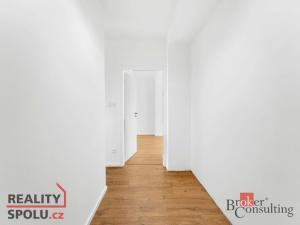Pronájem bytu 3+1, Hradec Králové - Slezské Předměstí, třída SNP, 67 m2