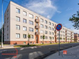 Pronájem bytu 3+1, Hradec Králové - Slezské Předměstí, třída SNP, 67 m2