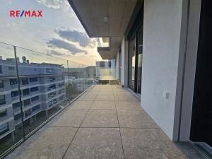 Pronájem bytu 2+kk, Praha - Modřany, Československého exilu, 50 m2