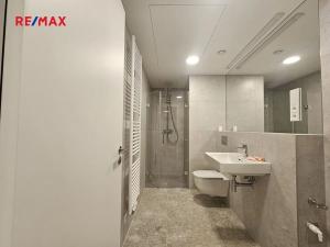 Pronájem bytu 2+kk, Praha - Modřany, Československého exilu, 50 m2