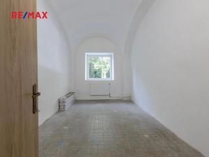 Prodej výrobních prostor, Zbiroh, Líšenská, 700 m2