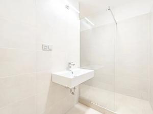 Prodej bytu 2+kk, Vrané nad Vltavou, Nádražní, 57 m2