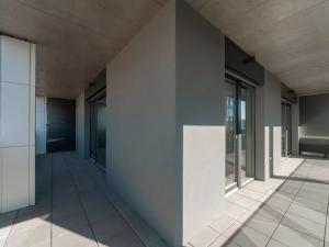 Pronájem bytu 2+kk, Praha - Karlín, Sokolova, 60 m2