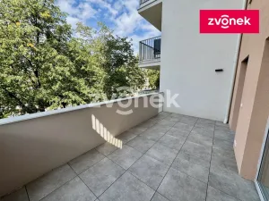 Pronájem kanceláře, Zlín, Nad Stráněmi, 72 m2