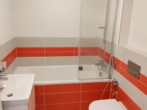 Prodej bytu 2+kk, Praha - Vysočany, Sokolovská, 50 m2