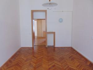 Pronájem bytu 1+1, Praha - Karlín, Sokolovská, 40 m2