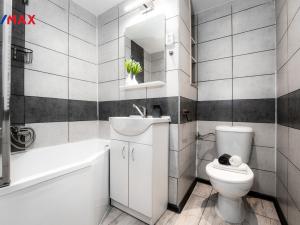 Pronájem bytu 2+kk, Hradec Králové - Kukleny, Denisovo náměstí, 51 m2
