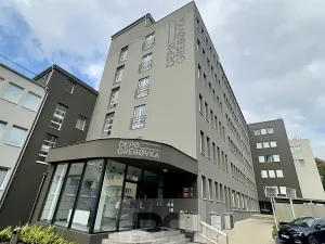 Pronájem bytu 2+kk, Praha - Vinohrady, Perucká, 35 m2