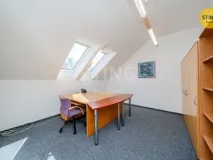 Pronájem kanceláře, Ostrava, Starobělská, 250 m2