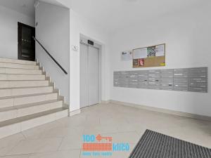 Prodej bytu 1+kk, Praha - Letňany, Hlučkova, 36 m2