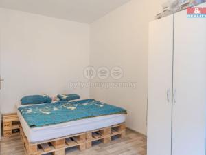Prodej bytu 2+1, Zlín, Na Honech III, 44 m2