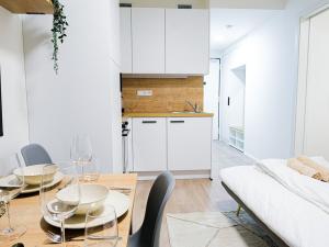 Prodej bytu 1+kk, Praha, Mozartova, 26 m2
