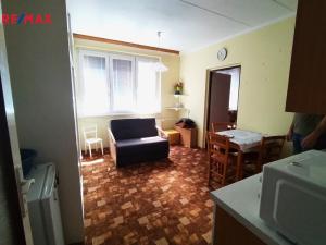 Pronájem bytu 1+1, Karlovy Vary - Drahovice, Východní, 38 m2