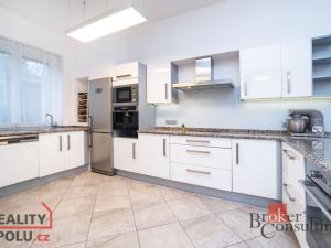 Pronájem rodinného domu, Praha - Radotín, U sanatoria, 130 m2