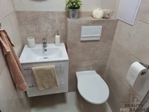 Pronájem bytu 1+kk, Děčín, Duchcovská, 20 m2