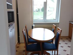 Pronájem bytu 3+1, Klatovy, Měchurova, 77 m2