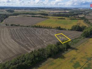 Prodej pole, Praha - Lipany, 7079 m2