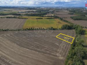 Prodej pole, Praha - Lipany, 7079 m2