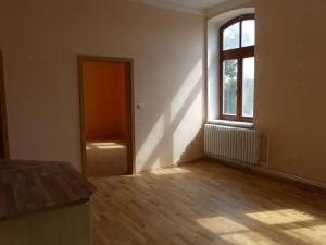 Prodej obchodního prostoru, Zliv, Nádražní, 900 m2