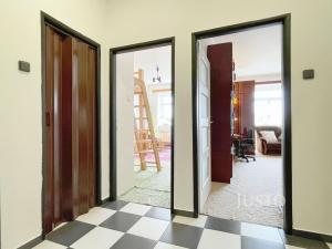 Prodej bytu 2+kk, Praha - Vršovice, 28. pluku, 64 m2