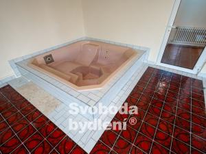 Pronájem rodinného domu, Praha - Smíchov, Koulka, 312 m2