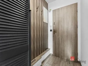 Prodej bytu 2+1, Trutnov - Poříčí, Voletinská, 80 m2