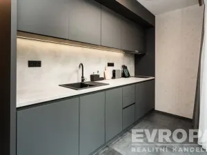 Prodej bytu 3+kk, Špindlerův Mlýn, okres trutnov, 81 m2