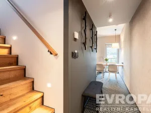 Prodej bytu 3+kk, Špindlerův Mlýn, okres trutnov, 81 m2