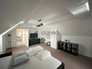 Pronájem bytu 3+kk, Praha, Řetězová, 126 m2