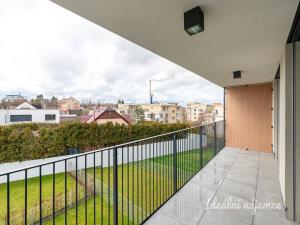 Pronájem bytu 2+kk, Praha - Štěrboholy, K učilišti, 60 m2